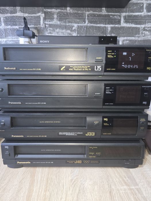 Lot 4 Videorecordere Panasonic/National