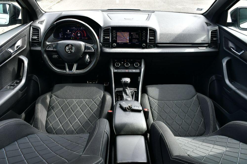 Skoda Karoq Sportline 4x4 /Distronic/Faruri led/Automat