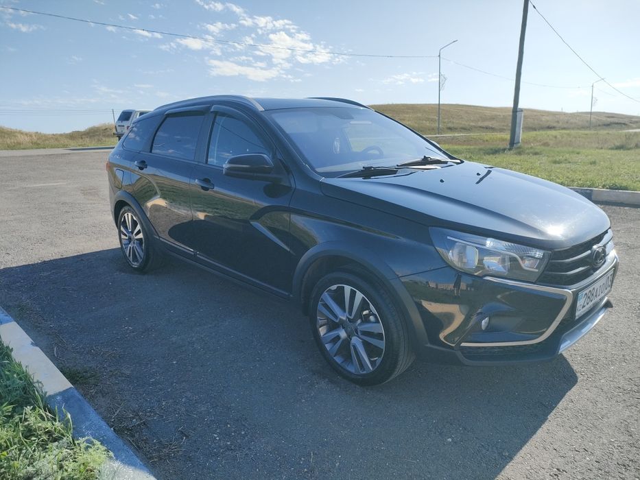 Продам Веста кросс универсал