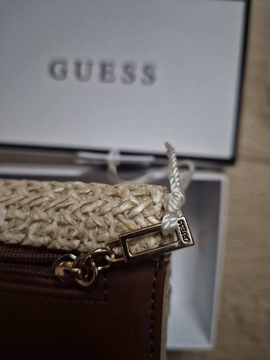 Дамски портфейл Guess