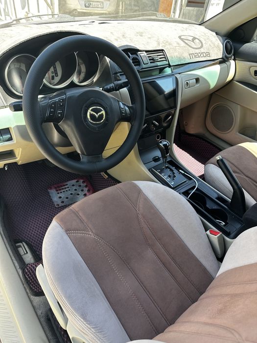 Срочно продам mazda 3i