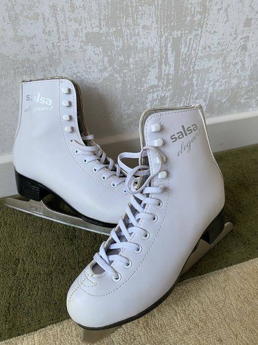 Продам коньки 5 000