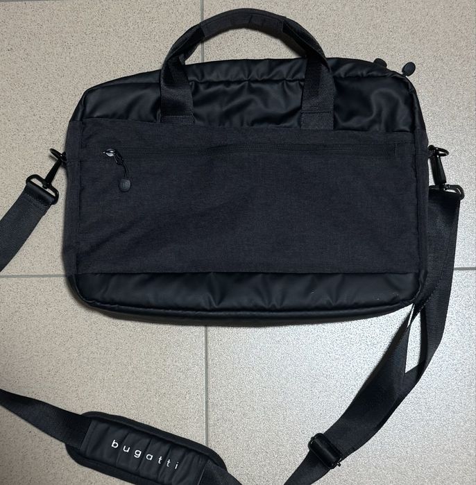 Geanta Bugatti pentru laptop