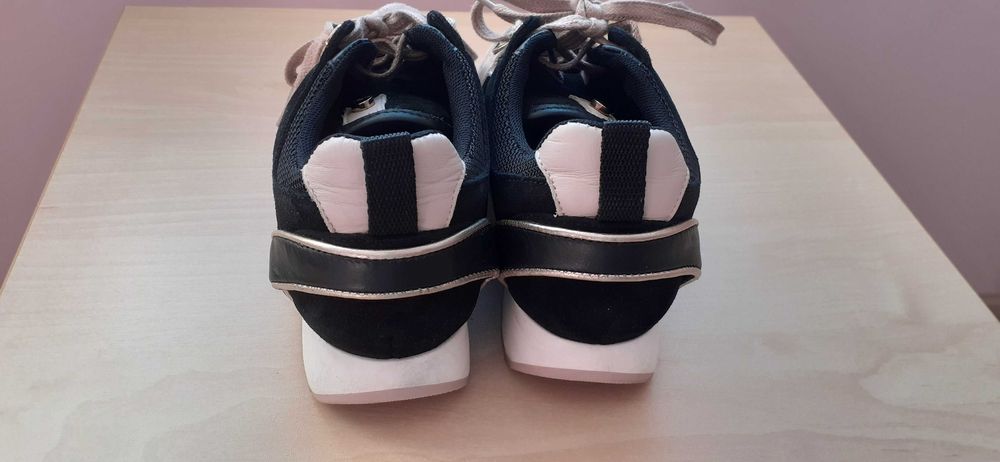 Обувки на Eva Longoria