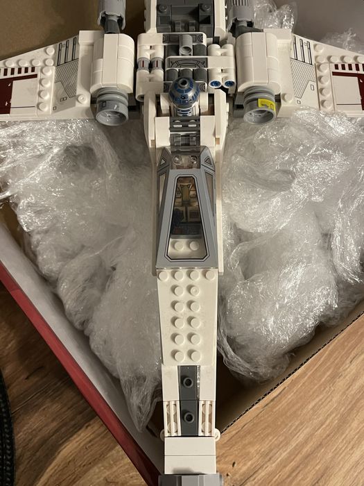 Vand nava x wing tip lego