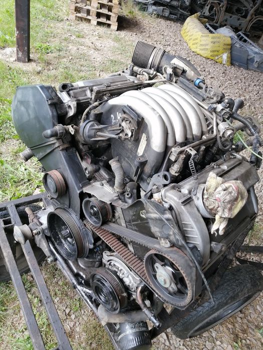 Двигатели ауди  объем 2,4 контрактные из Германии