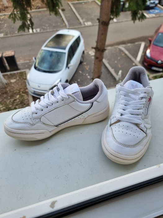 Adidasi Adidas Continental 80 marime 38