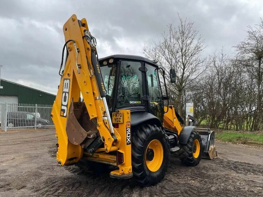 Услуги экскаватора погрузчика 3в1 трактор