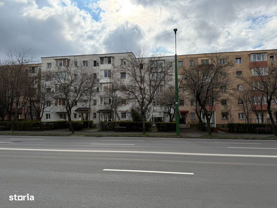 Spatiu comercial, 40 mp, Vlahuta, zona cu vad comercial