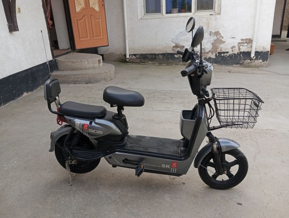 SK8 350 ват скутер