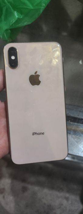 Iphone xs 64 gb 81% batareya