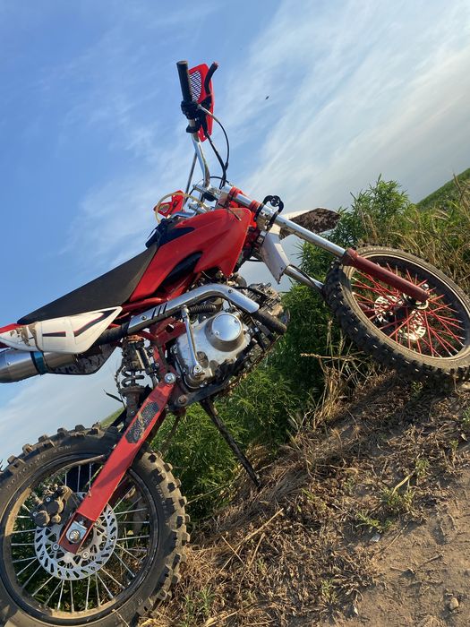 Cross 125 cititi descrierea!!
