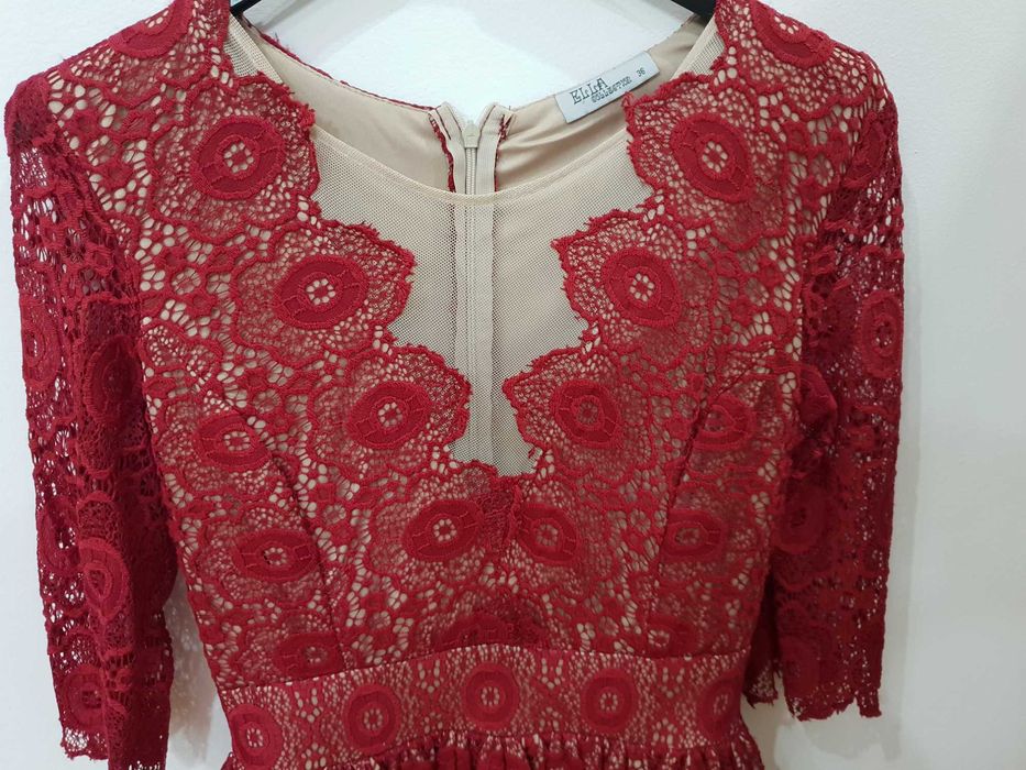 Vând rochiță scurtă