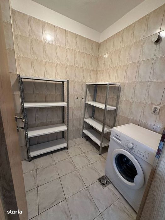 Apartament de inchiriat, 3 camere, loc de parcare, Zona Closca