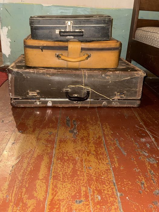 Чемоданы старинные