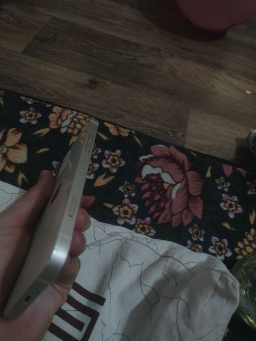 Iphone 12 64gb фейс трутон есть