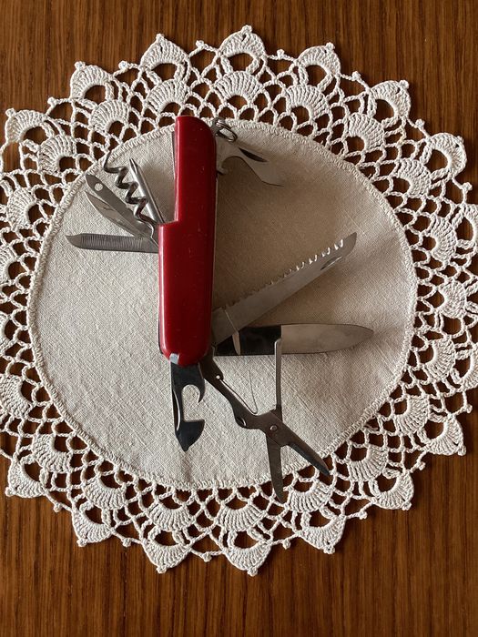 Настолен лампион, сгъваем нож