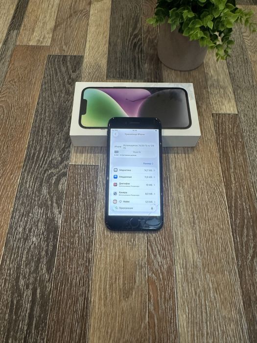 Продам iPhone SE 128GB