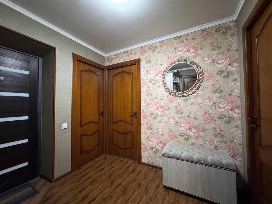 78 м². Продаётся 4-комнатная квартира у метро БИЙ.