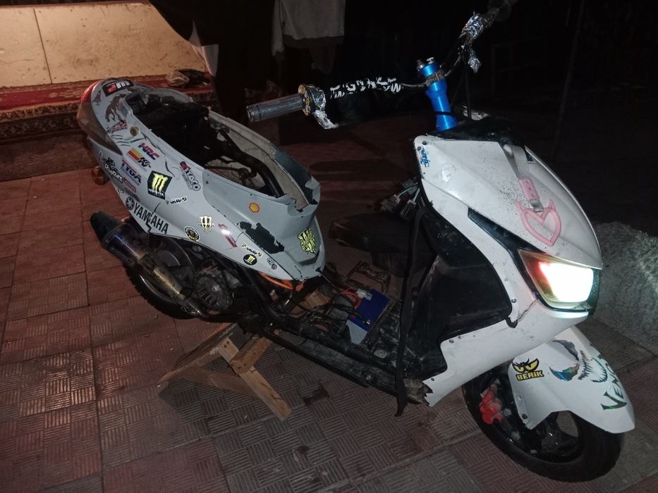 Продам мопед 8м есть торг и обмен