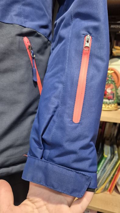 Продам Лыжный костюм