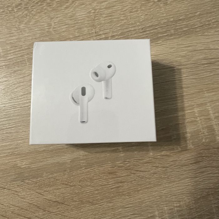 AirPods pro 3 2025 ca noi