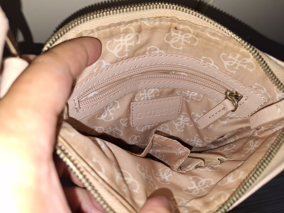 Geantă Guess originală.
