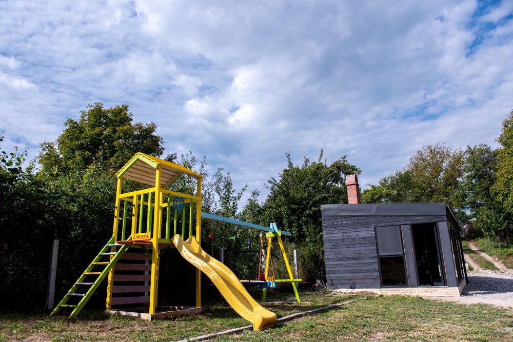 Cabana de Inchiriat cu Ciubar