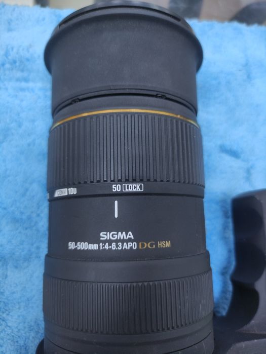 Продаётса обектив