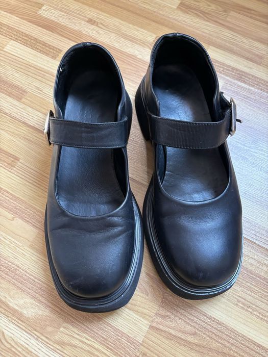 Лоффер черный размер 38