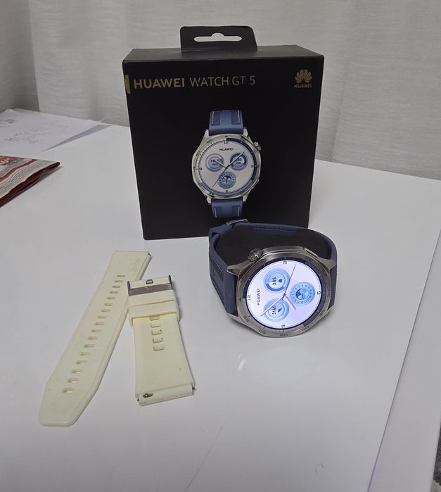 Vând ceas Huawei Gt5 blue albastru