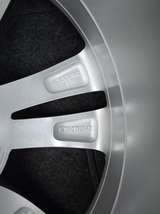 Джанти Шкода VRS 18