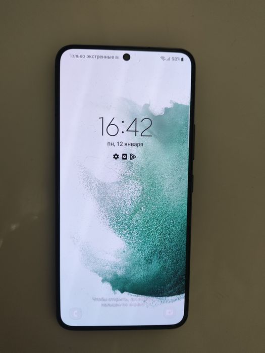 Самсунг S 22 б/у