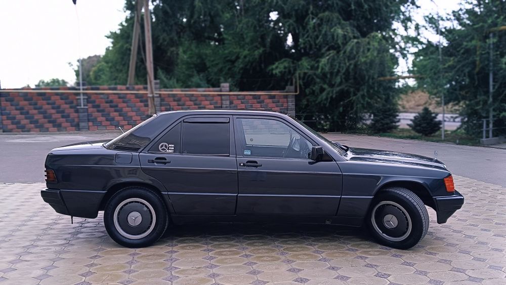 В продаже Mercedes-Benz W201