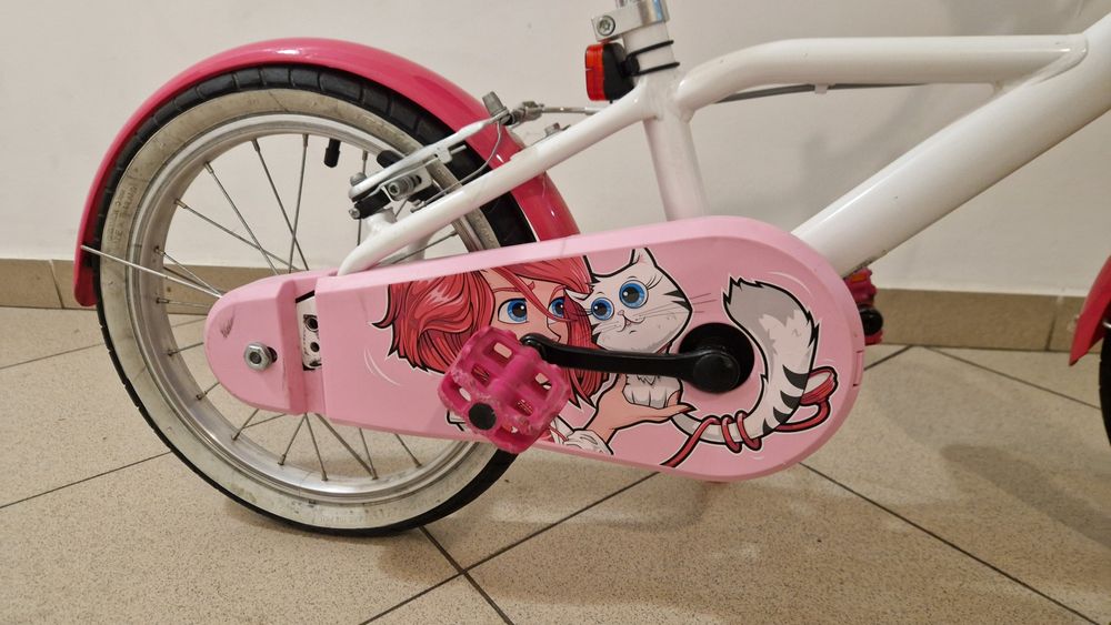 Bicicletă copii B’TWIN Docto Girl 16” – pregătită pentru noi amintiri”