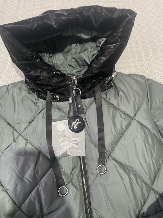 Продам демисезонную  куртку