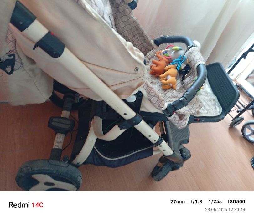 Бебешка количка запазена с зимна и лятна количка