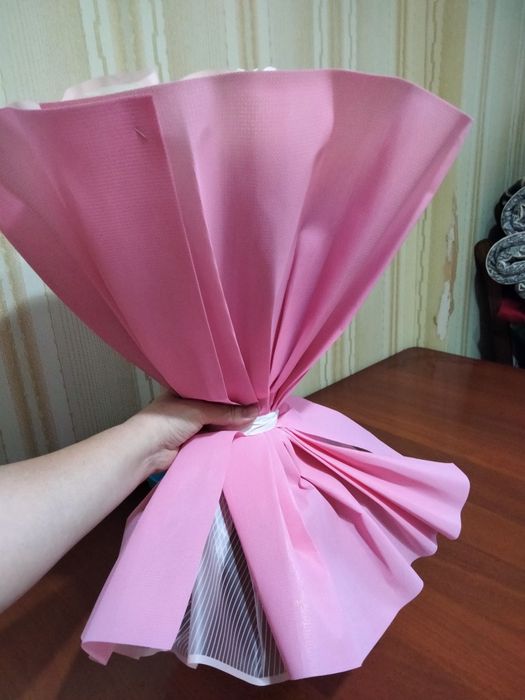 Гүл сатылады. Әдемі