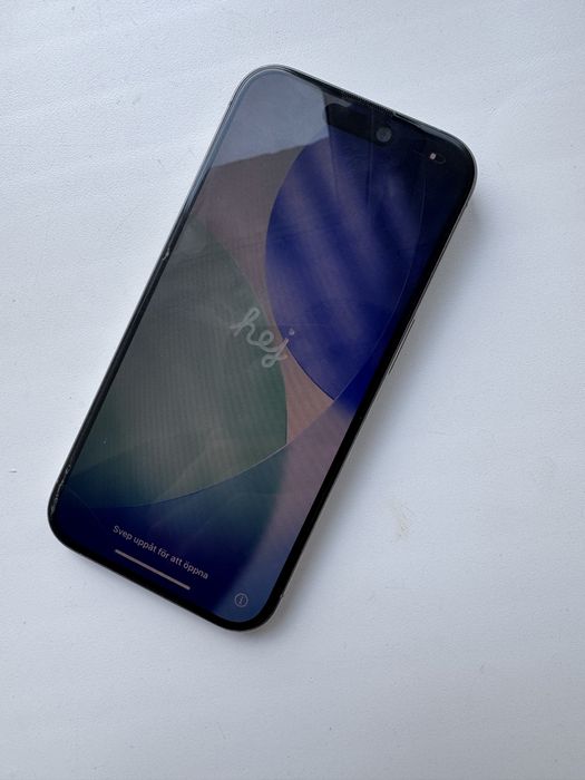 Продам айфон 15 про