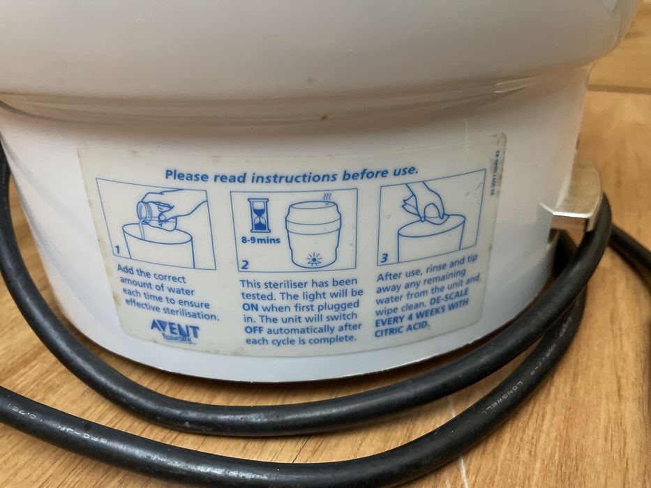 Sterilizator biberoane AVENT