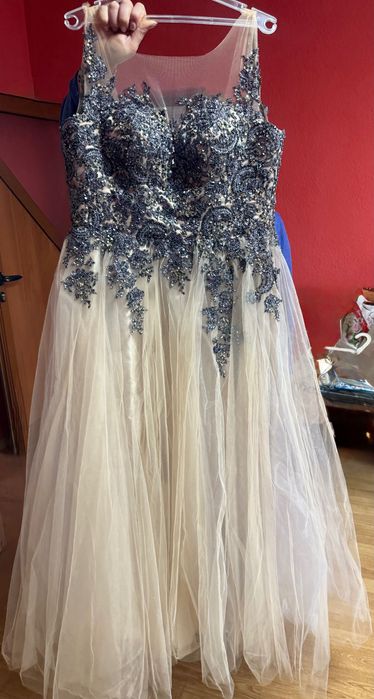 Абитуриентска рокля от  бутик „Емоция“