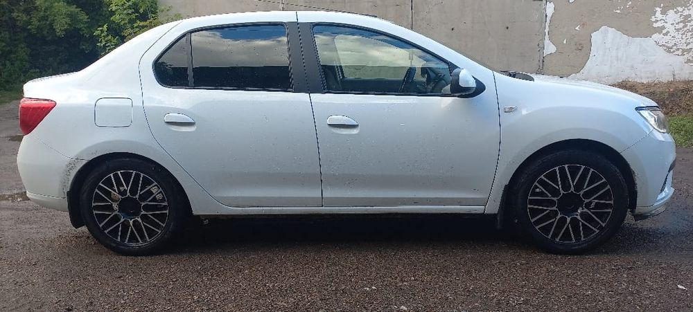 Продам диски R17 с резиной