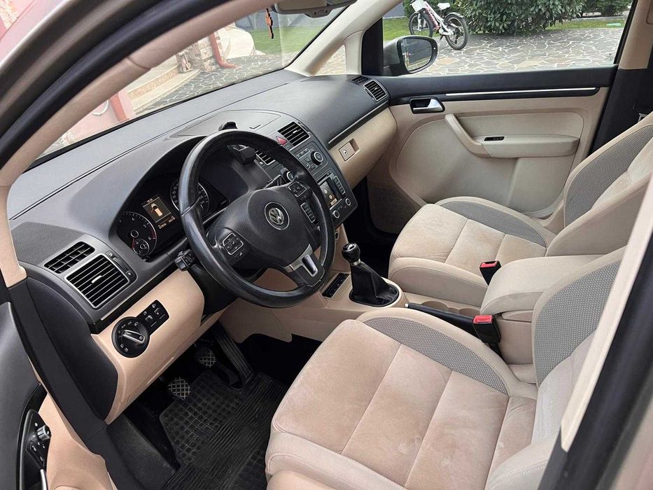 Volkswagen Touran - 2.0 TDI - EURO 5