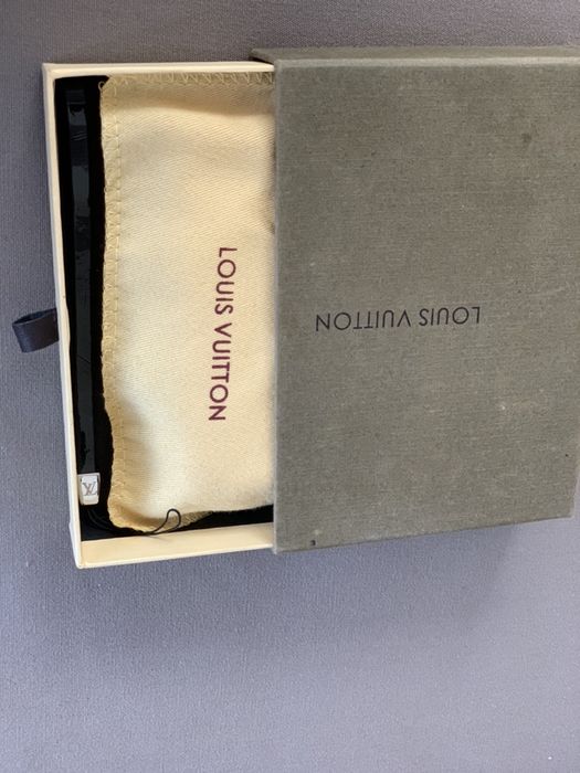 husa telefon Louis Vuitton