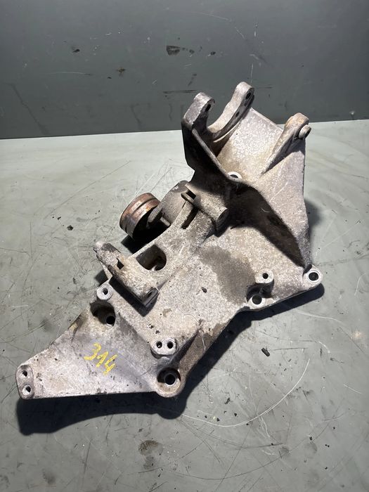 Suport alternator Renault Megane 2002 1.6 MT (107 hp)