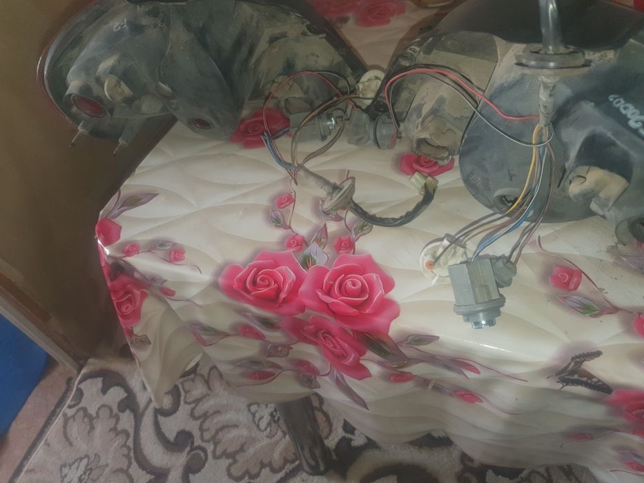 Продам фары от матиза бест остальное по телефону