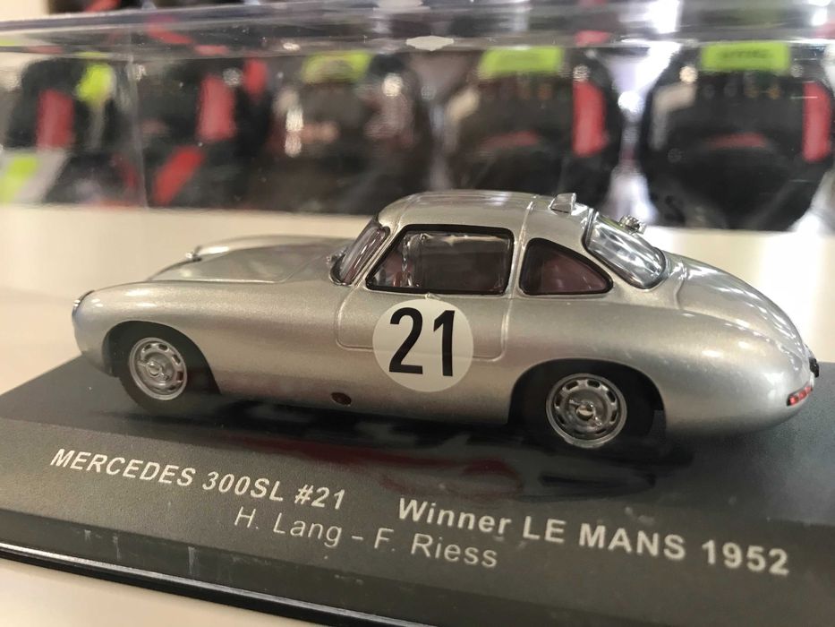 Колекционерски модел метална количка IXO MODELS MERCEDES-BENZ 300SL