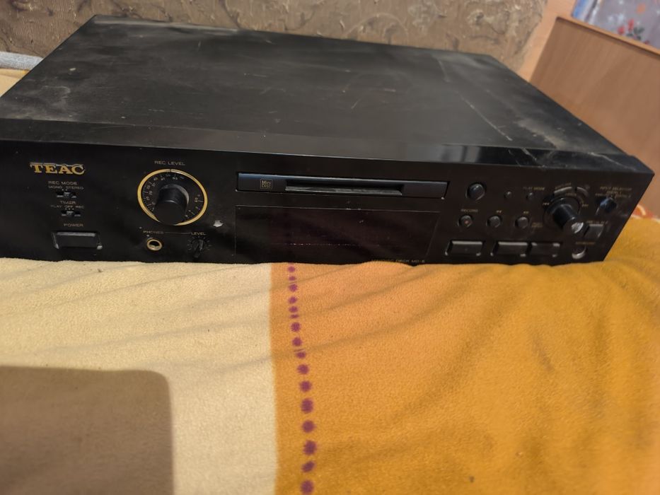 Продам TEAC MD-5.

Эт