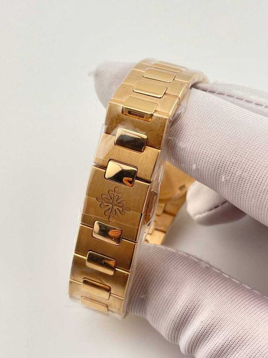 Часы Patek Philippe Nautilus Lady