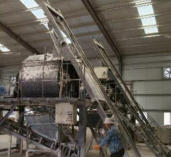 Продаётся 10 га завод производству кирпича.